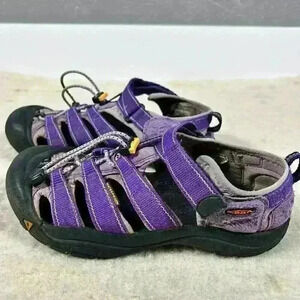 KEEN Water Shoe River Sandal Velcro Newport Hiking Outdoor Purple Women Size 6